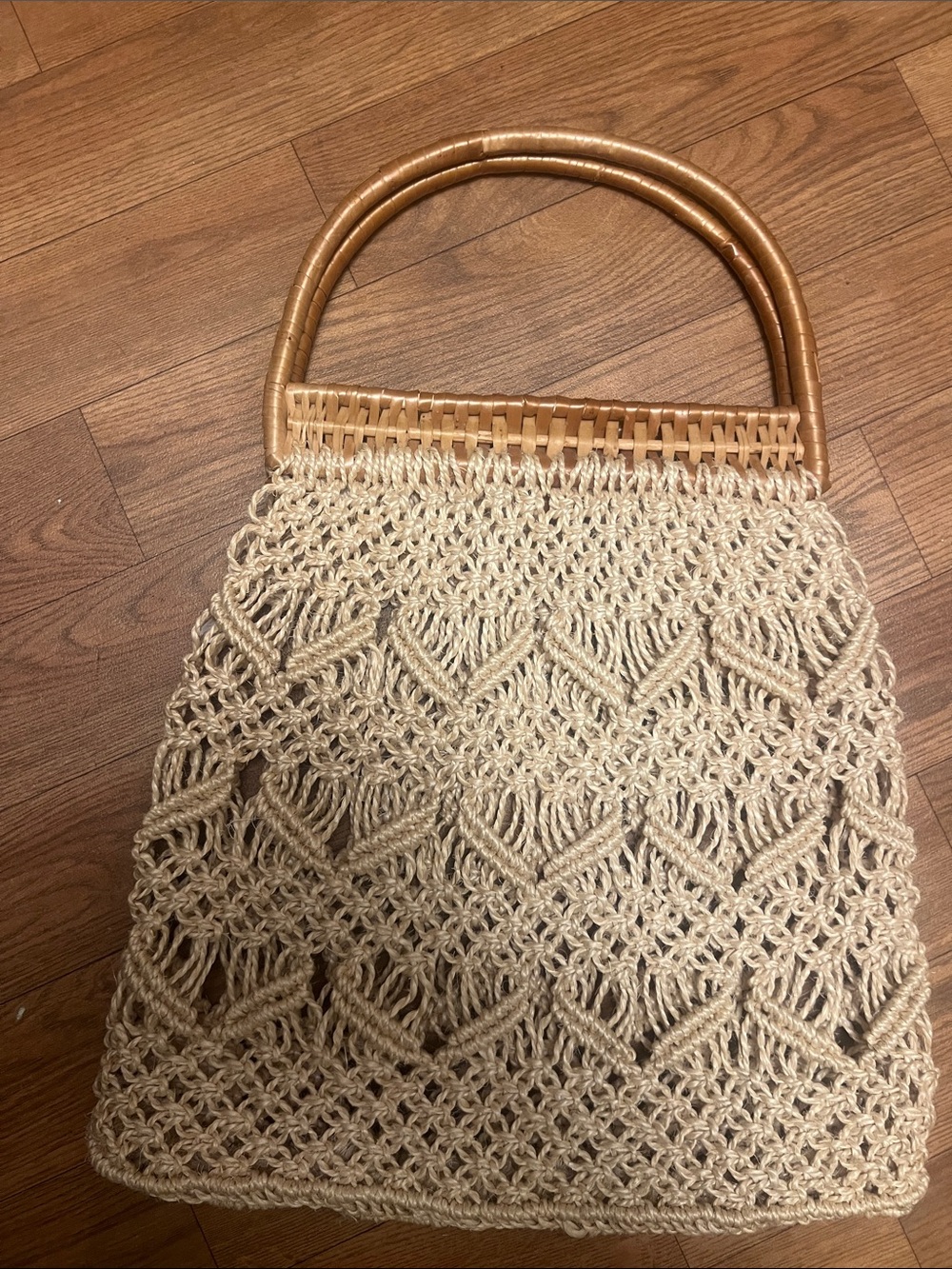 Vintage Beige Macramé Handbag Wooden Handles Boho Woven Market Purse - Picture 5 of 7